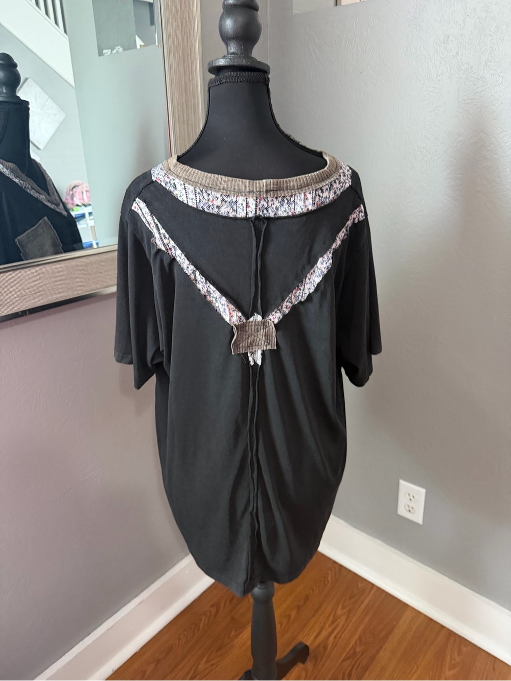 POL x Anthropologie Mixed Media Floral Mesh Black Boho Top Medium - Picture 5 of 8